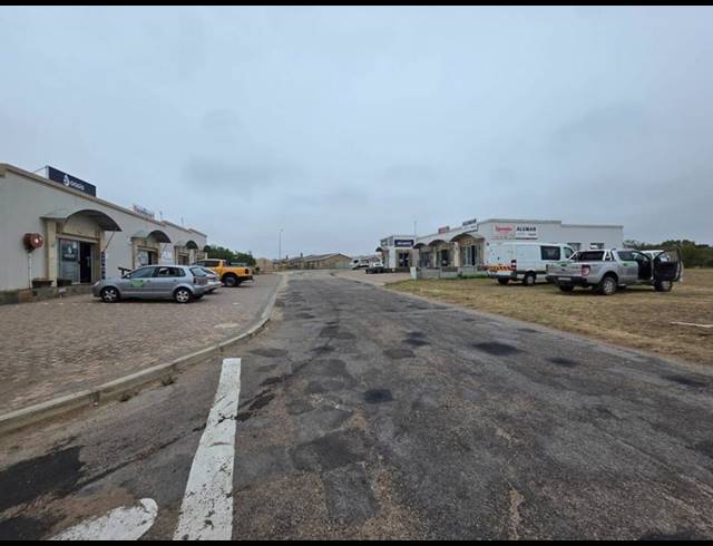 LAND FOR SALE IN JEFFREYS BAY CENTRAL